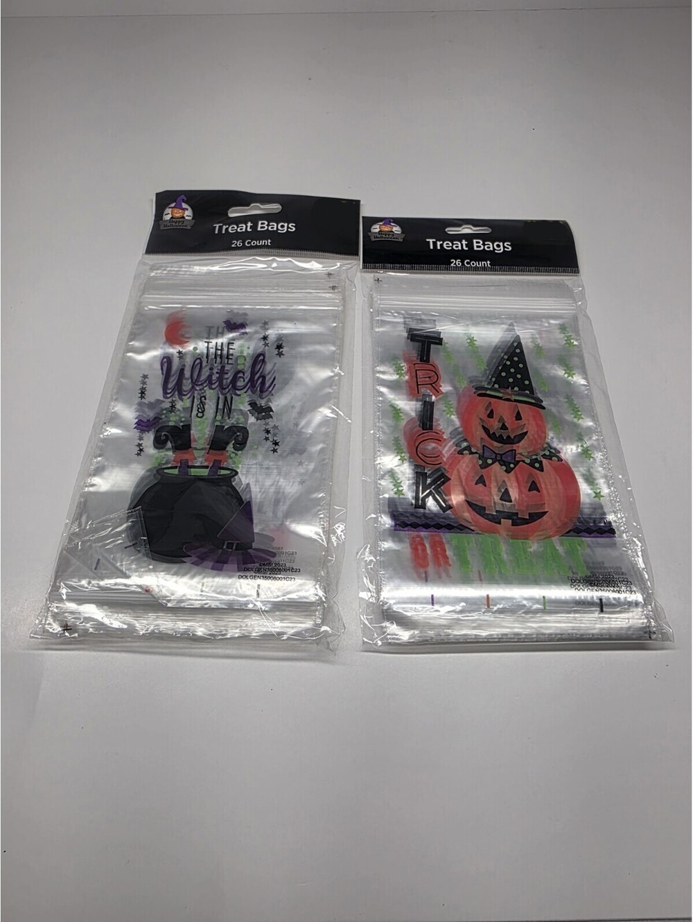 26 Count Trick or Treat Bags Zipper Pumpkins And Witch 2 pack